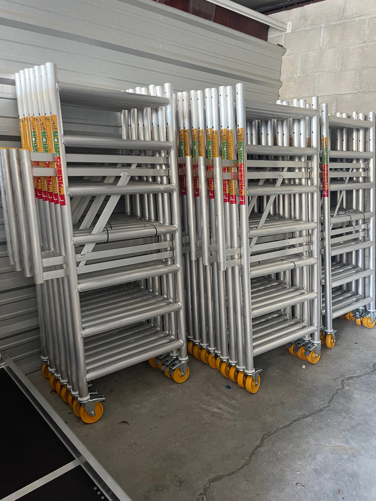 CUSTERS FOLDY Pro Series 13 with Outriggers